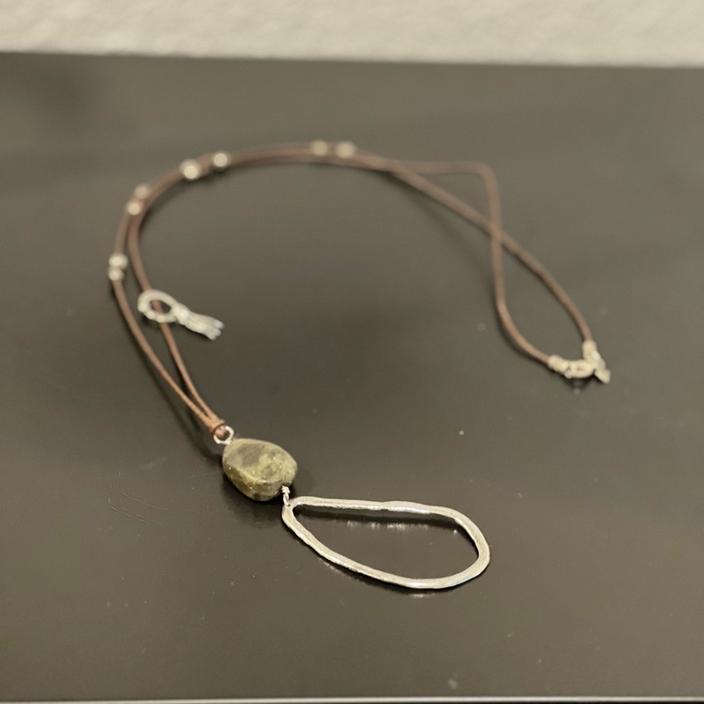 Silpada Labradorite and sterling silver pendant necklace. - Picture 2 of 4